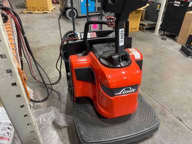 Used 2021 LINDE EWR30_1101-02-27X48 Forklift – Rider Jack, 6000 lb Capacity, 3” Mast, 167.8 Hours – $9500.00 – Anaheim - Thumbnail 1