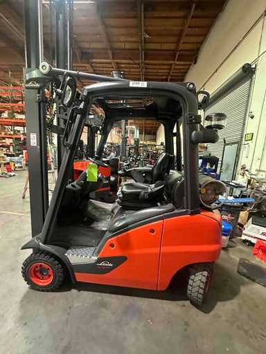 New 2022 LINDE H16T_391 Forklift – LPG Pneumatic, 3000 lb Capacity, 89.5” Mast, 434 Hours – $43250.00 – Riverside, CA - Thumbnail 3