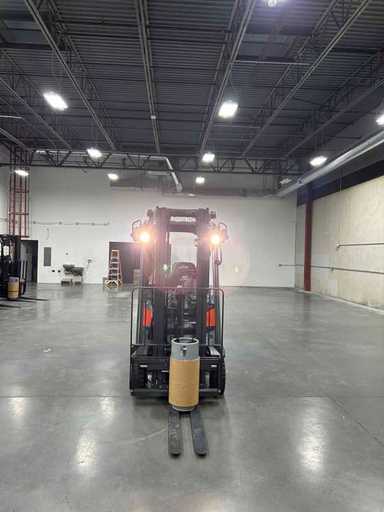 Used 2023 LINDE H18T_391 Forklift – LPG Pneumatic, 3500 lb Capacity, 86” Mast, 266 Hours – $42600.00 – Salt Lake City - Thumbnail 4