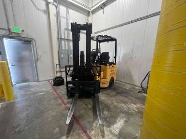 Used 2022 BENDI B30AC Forklift – VNA, 3000 lb Capacity, 95” Mast, 7325.8 Hours – $44500.00 – Anaheim - Thumbnail 4