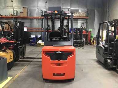 Used 2022 LINDE E32CL_1347 Forklift – Electric Sit Down 4 Wheel, 6500 lb Capacity, 91” Mast, 190 Hours – $46525.00 – Phoenix - Thumbnail 2