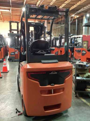 Used 2023 LINDE E30C_1347-FT Forklift – Electric Sit Down 4 Wheel, 6000 lb Capacity, 88” Mast, 329 Hours – $57500.00 – Phoenix - Thumbnail 2