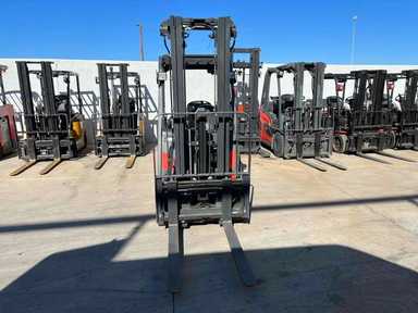 Used 2022 LINDE E18_346-20 Forklift – Electric Sit Down 3 Wheel, 3500 lb Capacity, 91” Mast, 106 Hours – $39500.00 – Phoenix - Thumbnail 2