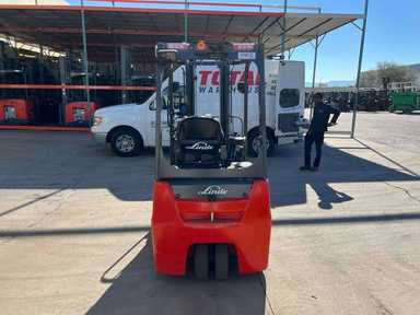 Used 2022 LINDE E18_346-20 Forklift – Electric Sit Down 3 Wheel, 3500 lb Capacity, 91” Mast, 106 Hours – $39500.00 – Phoenix - Thumbnail 3