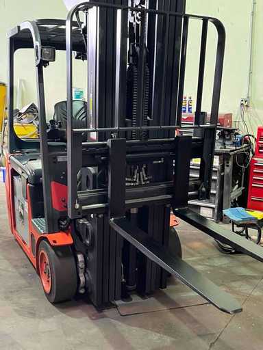 New 2022 LINDE E20_346-20 Forklift – Electric Sit Down 3 Wheel, 4000 lb Capacity, 89” Mast, 1 Hours – $47500.00 – Anaheim - Thumbnail 3