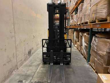 Used 2022 BENDI B30AC Forklift – VNA, 3000 lb Capacity, 89” Mast, 6202 Hours – $74500.00 – Anaheim - Thumbnail 4