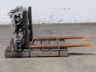 Used 2018 CASCADE 50D-CFS Forklift – Fork Clamp, 5000 lb Capacity, ” Mast, 1 Hours – $.00 – Phoenix - Thumbnail 1
