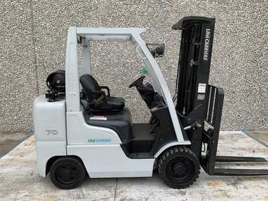 Used 2025 NISSAN CF70LP Forklift – LPG Cushion, 7000 lb Capacity, 88” Mast, 1089 Hours – $44500.00 – Phoenix - Thumbnail 1