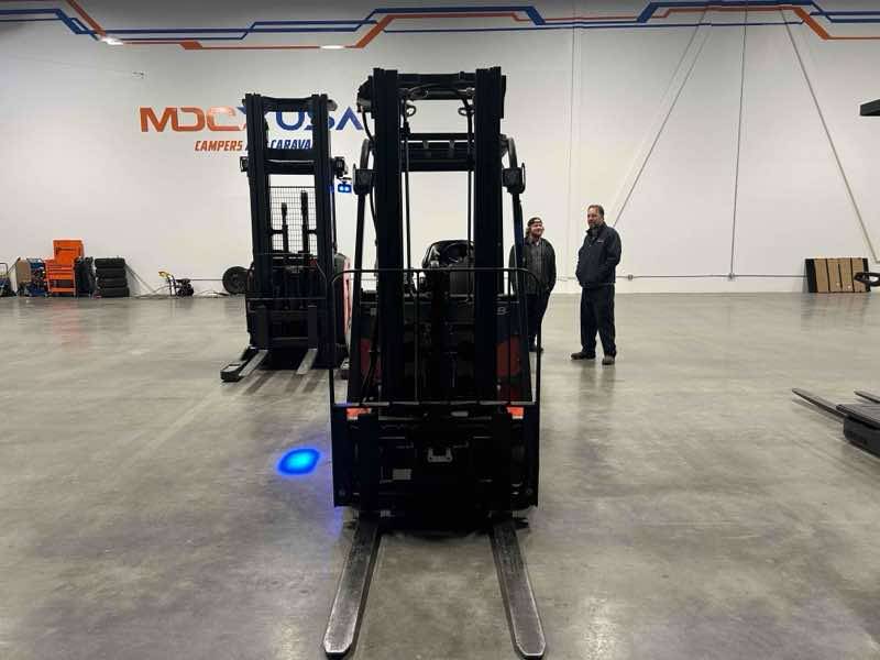 LINDE E18_346-20 Electric Sit Down 3 Wheel forklift, 3500 capacity, 197 lift height. Serial A1Y346L00731, Year 2022.