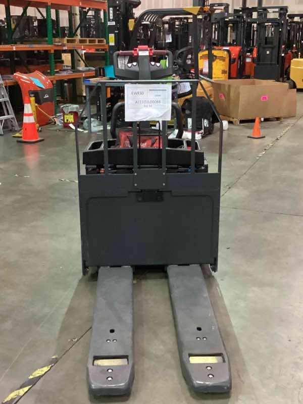 LINDE EWR30_1101-02-27X48-PS Rider Jack forklift, 6000 capacity, 7.75 lift height. Serial A11101L00088, Year 2022.
