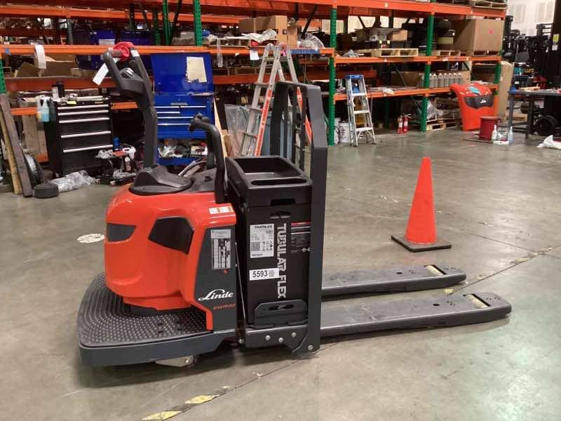 LINDE EWR30_1101-02-27X48-PS Rider Jack forklift, 6000 capacity, 7.75 lift height. Serial A11101L00093, Year 2022.