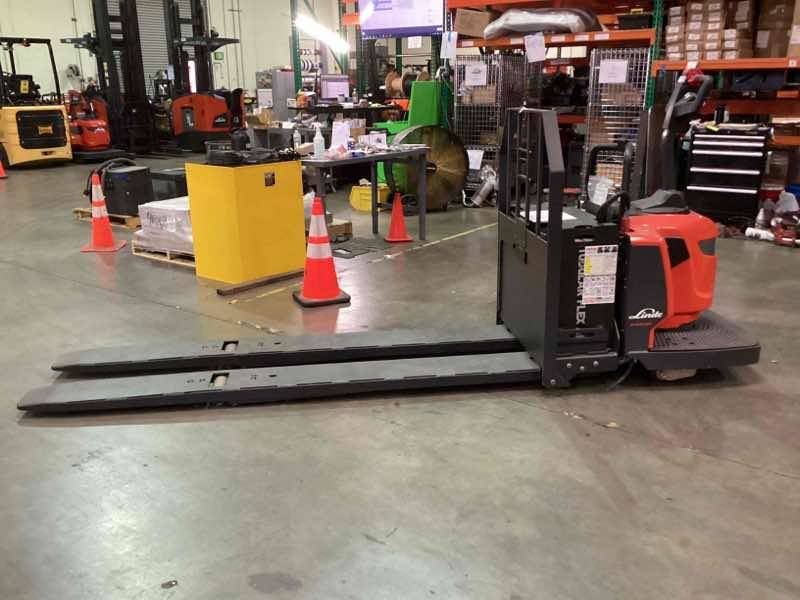 LINDE EWR30_1101-02-27X96 Double Rider Jack forklift, 6000 capacity, 7.75 lift height. Serial A11101L00036, Year 2022.