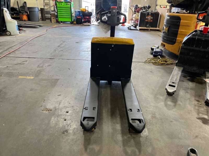 BIG JOE LPT-44 27X48 Electric Pallet Jack (Lithium) forklift, 4500 capacity, 7.75 lift height. Serial 3301702549, Year 2021.