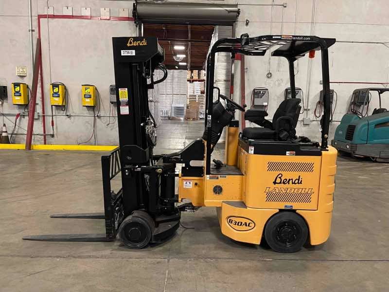 BENDI B30AC VNA forklift, 3000 capacity, 258 lift height. Serial 2206B-13756, Year 2022.