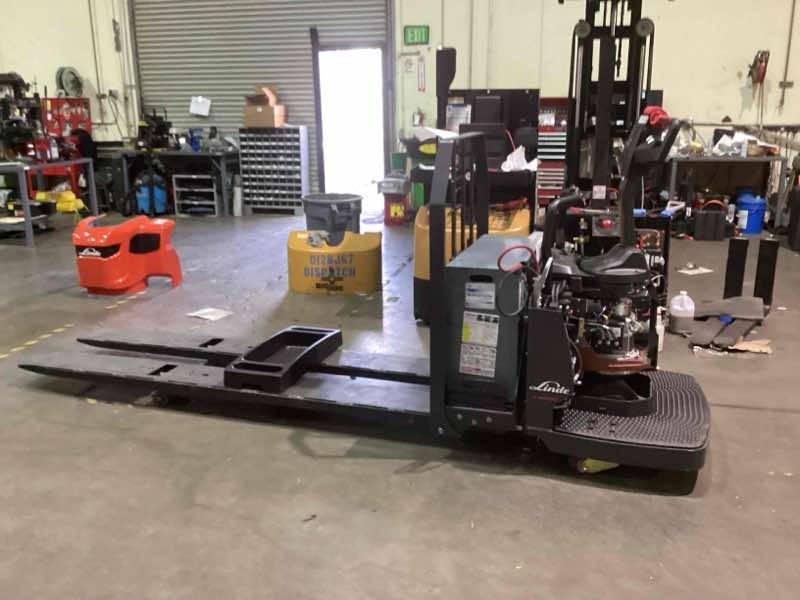 LINDE EWR30_1101-02-27X96 Double Rider Jack forklift, 6000 capacity, 7.75 lift height. Serial A11101L00263, Year 2022.