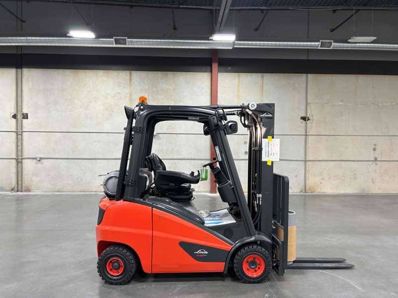 LINDE H18T_391 LPG Pneumatic forklift, 3500 capacity, 188 lift height. Serial PKY391L02287, Year 2023.
