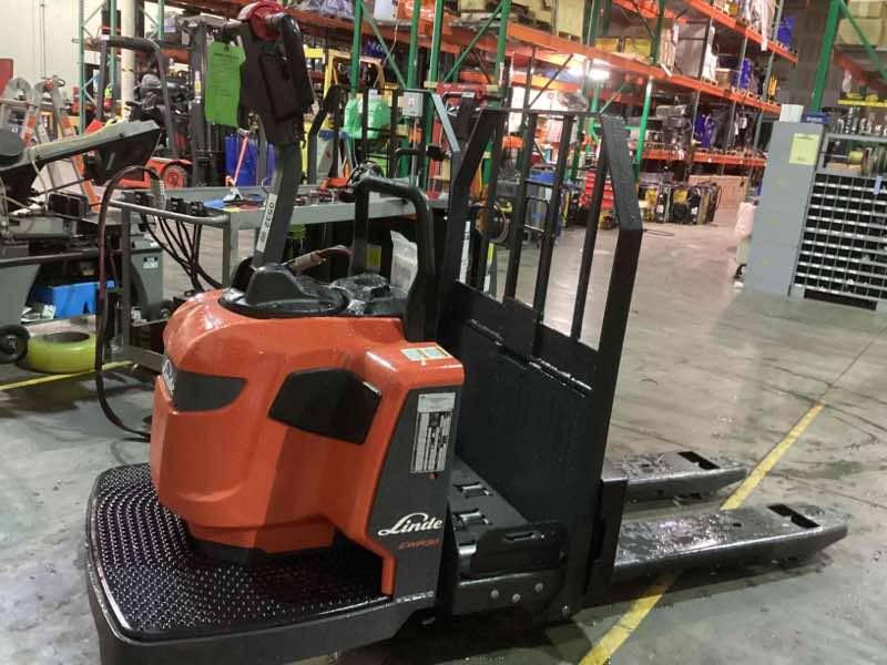 LINDE EWR30_1101-02-27X48-PS Rider Jack forklift, 6000 capacity, 7.75 lift height. Serial FZR-A11101L00532, Year 2022.