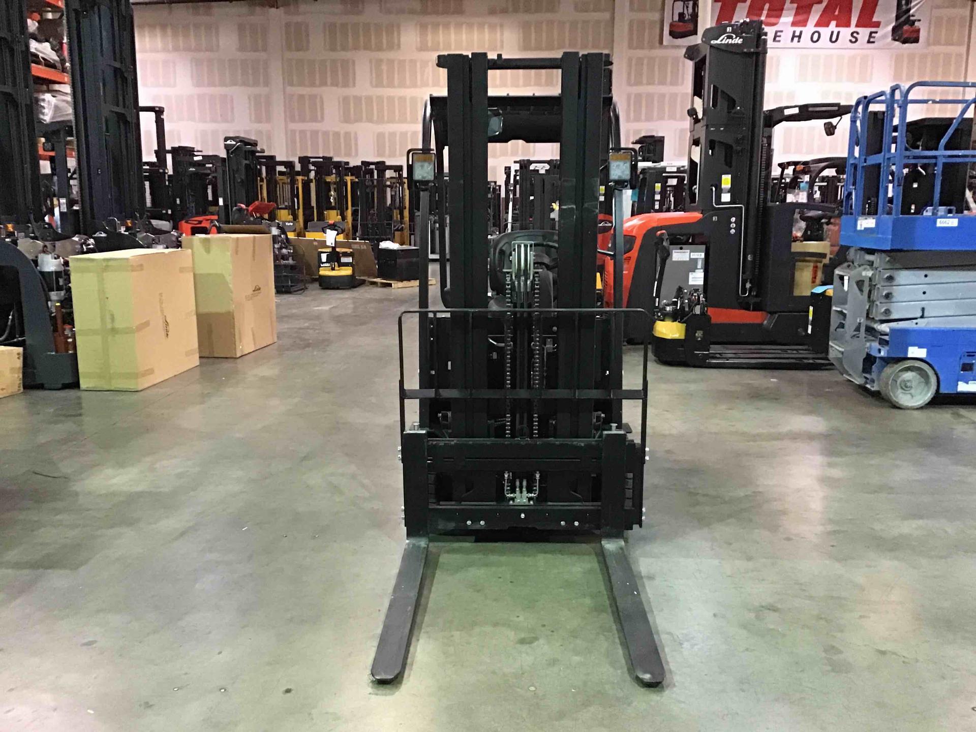 BIG JOE V18-189 Electric Sit Down 3 Wheel forklift, 3000 capacity, 189 lift height. Serial 2301200262, Year 2021.