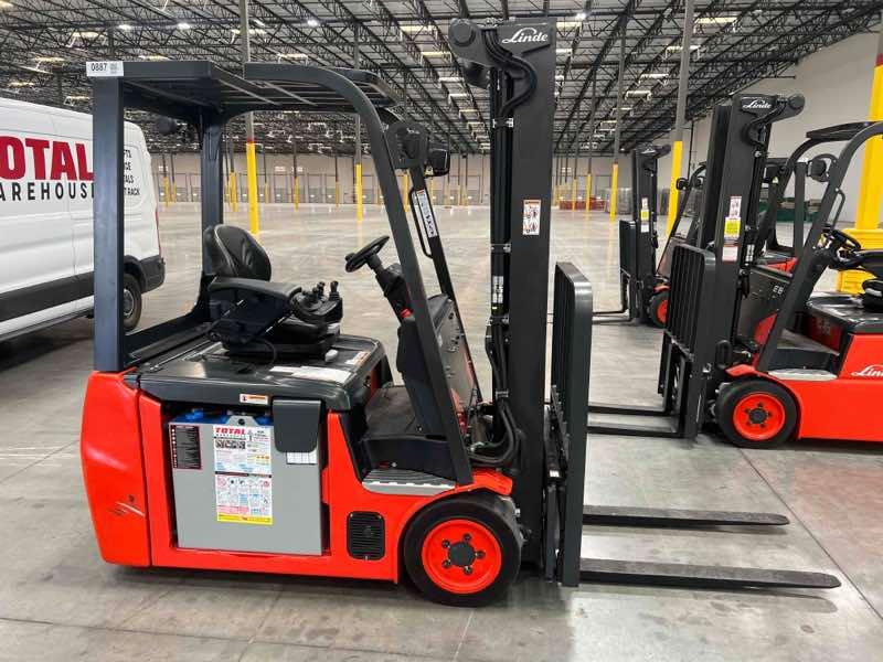 LINDE E18_346-20 Electric Sit Down 3 Wheel forklift, 3500 capacity, 197 lift height. Serial A1Y346M00887, Year 2023.