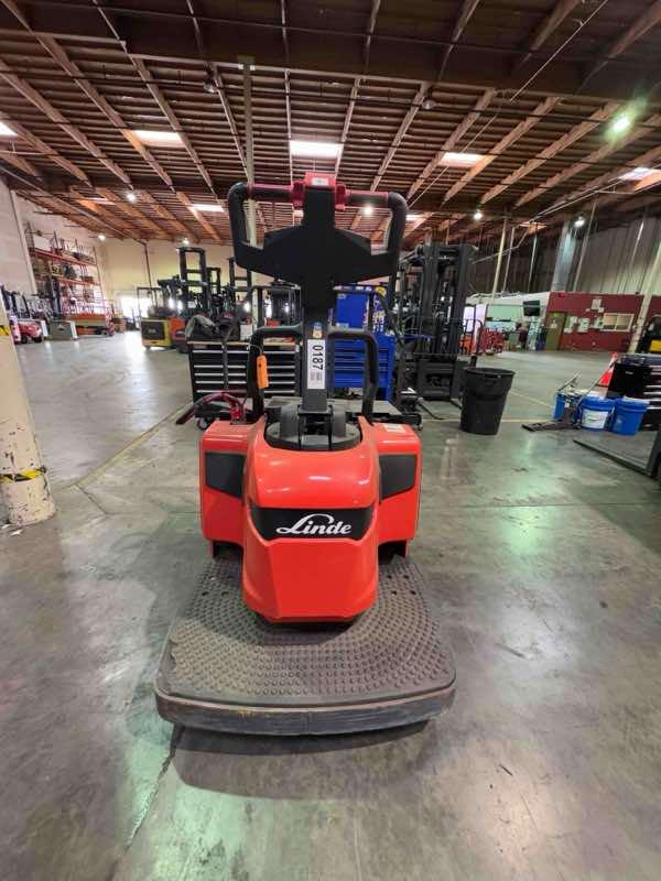 Used 2022 LINDE EWR30_1101-02-27X48 Forklift – Rider Jack, 6000 lb Capacity, 3” Mast, 2329 Hours – $12615.00 – Anaheim  – View 3