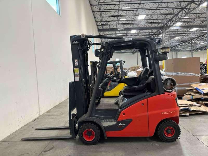 LINDE H20T_391 LPG Pneumatic forklift, 4000 capacity, 199 lift height. Serial PKY391L02472, Year 2023.
