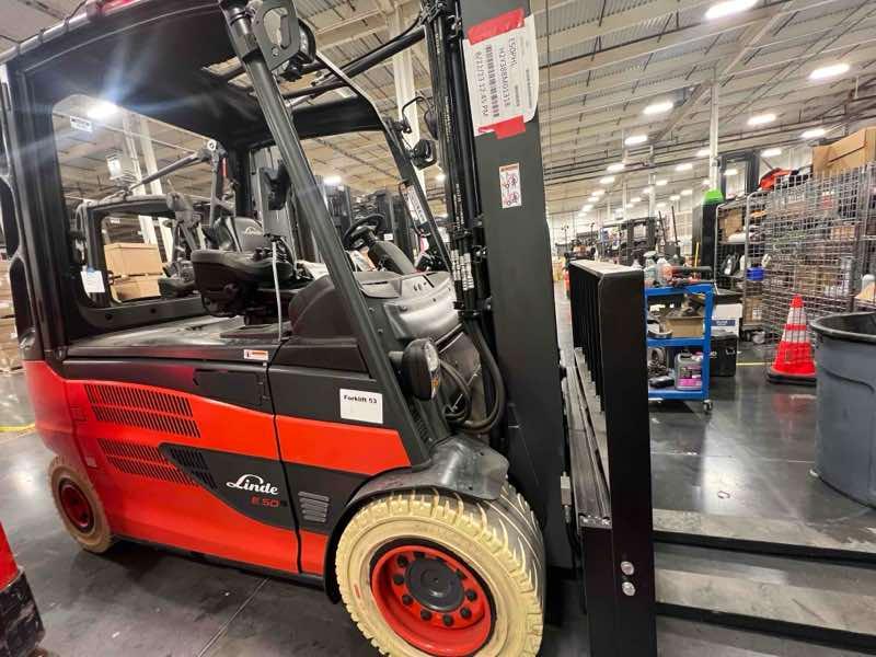 Used 2023 LINDE E50PHL_388 Forklift – Electric Sit Down 4 Wheel, 10000 lb Capacity, 104” Mast, 1 Hours – $ – Anaheim  – View 2