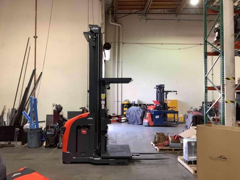 Used 2022 LINDE V15P_5215-WG Forklift – Electric Order Picker, 3000 lb Capacity, 150” Mast, 3159 Hours – $42500.00 – Anaheim  – View 3
