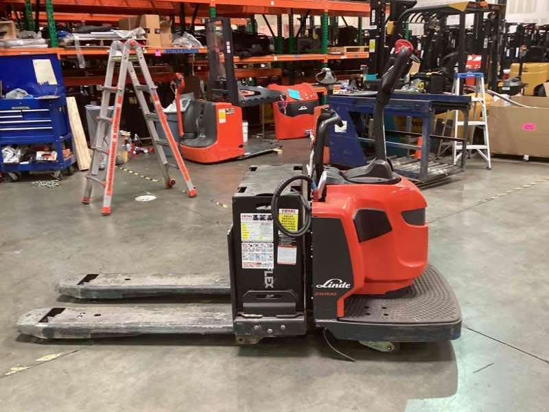 LINDE EWR30_1101-02-27X48 Rider Jack forklift, 6000 capacity, 7.75 lift height. Serial A11101Y00216, Year 2021.