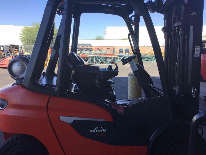 Used 2022 LINDE H30T_1202 Forklift – LPG Pneumatic, 6000 lb Capacity, 90” Mast, 1670 Hours – $44200.00 – Phoenix  – View 3