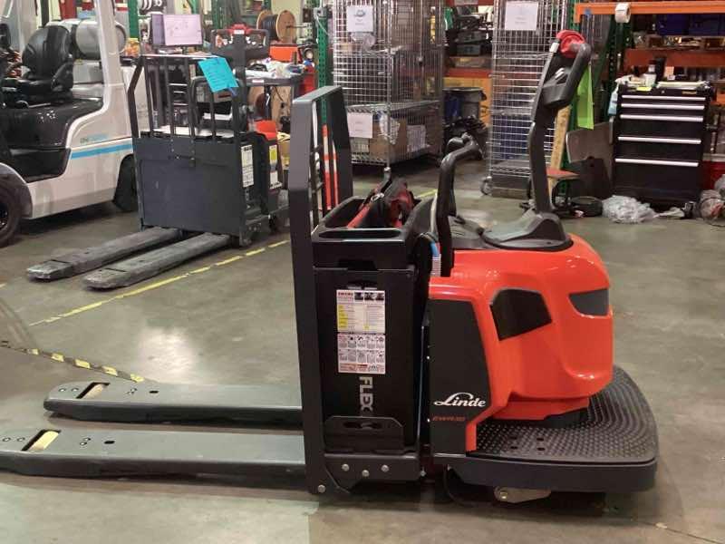 Used 2022 LINDE EWR30_1101-02-27X48-PS Forklift – Rider Jack, 6000 lb Capacity, 3” Mast, 1475 Hours – $7500.00 – Anaheim  – View 3