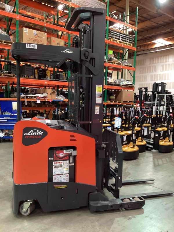 Used 2022 LINDE R15SXD_5195 Forklift – Stand Up Double Reach, 3000 lb Capacity, 119” Mast, 1693 Hours – $39500.00 – Anaheim  – View 3