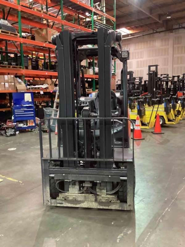 Used 2022 LINDE H30T_1202 Forklift – LPG Pneumatic, 6000 lb Capacity, 90” Mast, 3207 Hours – $39500.00 – Phoenix  – View 3