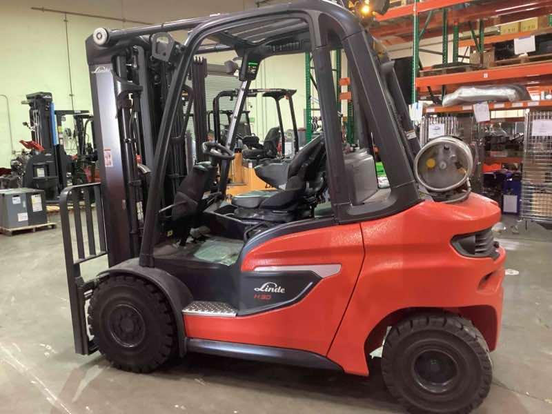 Used 2022 LINDE H30T_1202 Forklift – LPG Pneumatic, 6000 lb Capacity, 90” Mast, 3207 Hours – $39500.00 – Phoenix  – View 1