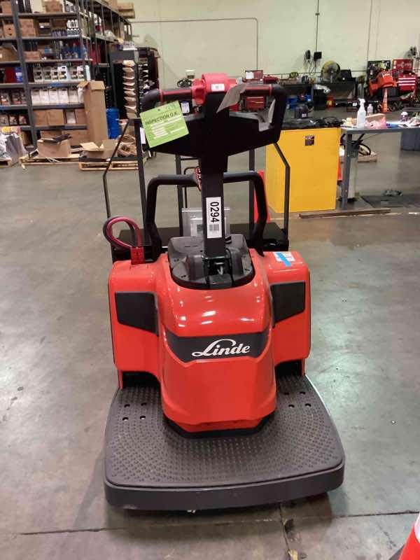 LINDE EWR30_1101-02-27X96-PS Double Rider Jack forklift, 6000 capacity, 7.75 lift height. Serial A11101Y00294, Year 2022.