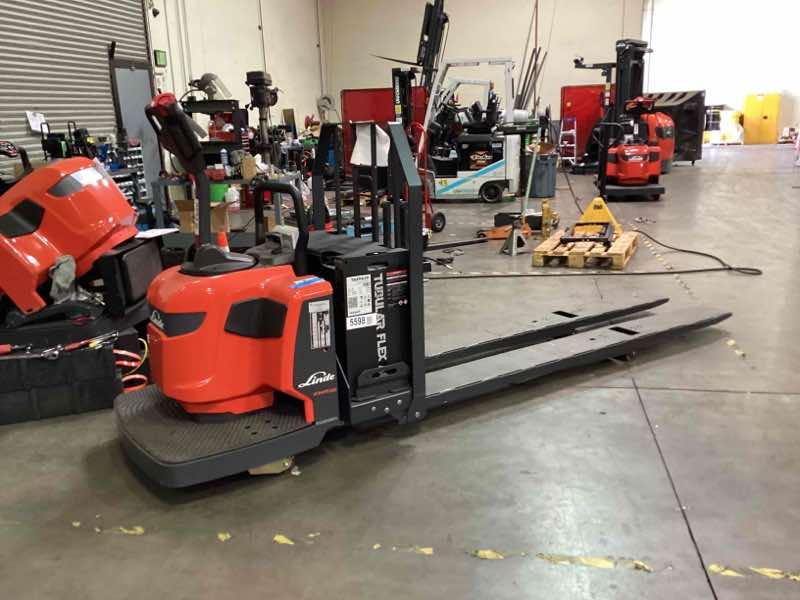 Used 2022 LINDE EWR30_1101-02-27X96-PS Forklift – Double Rider Jack, 6000 lb Capacity, 3” Mast, 588.1 Hours – $16319.00 – Anaheim  – View 3