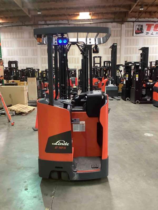 Used 2022 LINDE E18S_1346-20 Forklift – Electric Stand Up Counterbalance, 3500 lb Capacity, 91.5” Mast, 1555 Hours – $32500.00 – Hawaii, Waipahu  – View 4