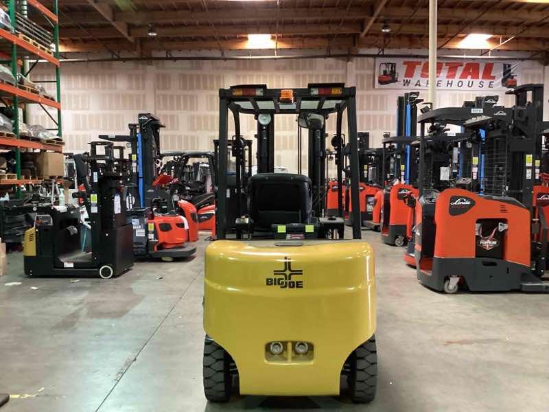Used 2022 BIG JOE LPE-50_80V Forklift – Lithium Electric Pneumatic, 5000 lb Capacity, 90” Mast, 460 Hours – $29005.00 – Phoenix  – View 1