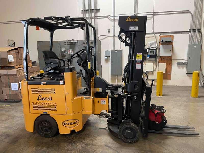 Used 2022 BENDI B30AC Forklift – VNA, 3000 lb Capacity, 89” Mast, 3459.8 Hours – $74500.00 – Anaheim  – View 3
