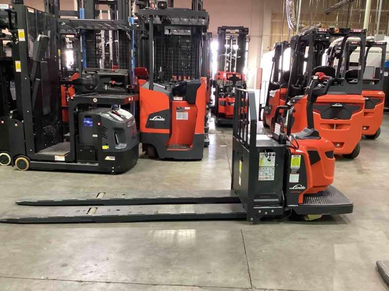 New 2022 LINDE EWR30_1101-02-27X96 Forklift – Double Rider Jack, 6000 lb Capacity, 3” Mast, 1.5 Hours – $17850.00 – Anaheim  – View 3