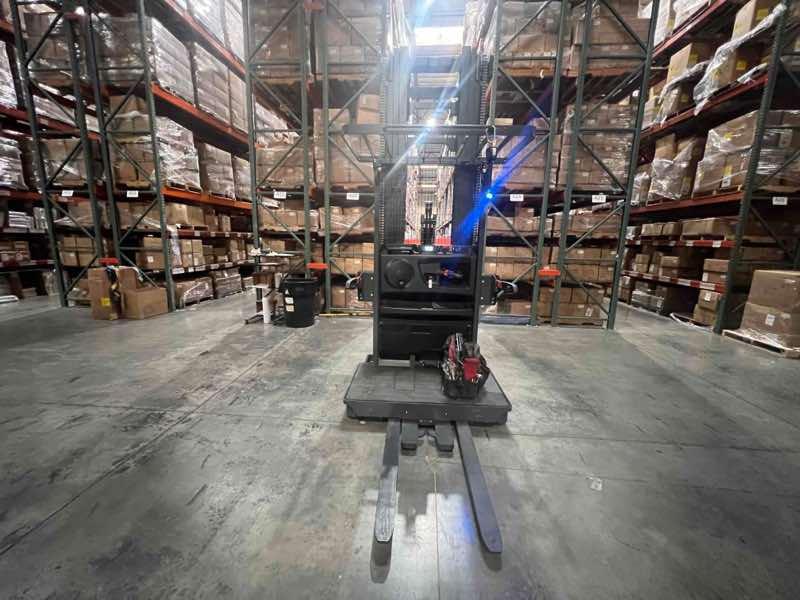 Used 2022 LINDE V15P_5215-WG Forklift – Electric Order Picker, 3000 lb Capacity, 128” Mast, 6150 Hours – $43900.00 – Anaheim  – View 3