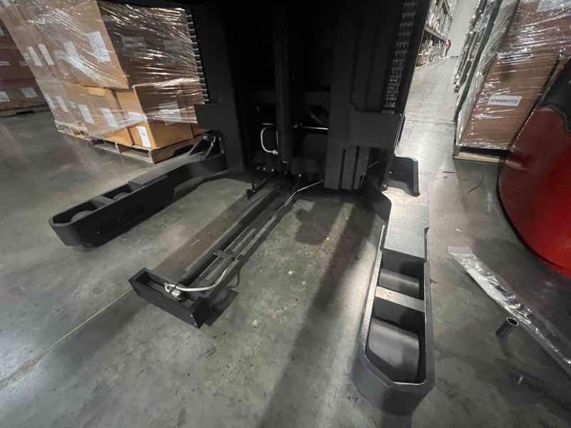 Used 2022 LINDE V15P_5215-WG Forklift – Electric Order Picker, 3000 lb Capacity, 128” Mast, 6150 Hours – $43900.00 – Anaheim  – View 4
