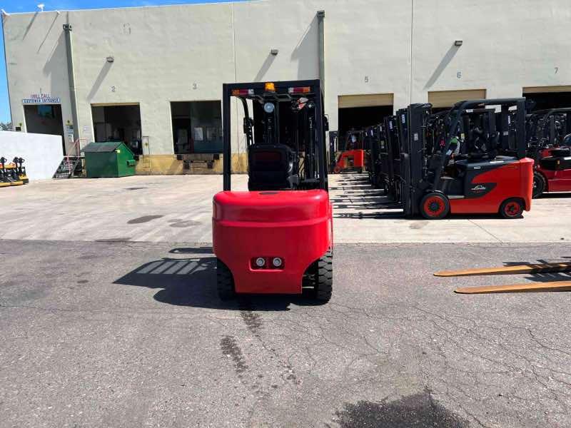 Used 2022 BIG JOE LPE-50_80V Forklift – Lithium Electric Pneumatic, 5000 lb Capacity, 87.5” Mast, 1630 Hours – $19500.00 – Phoenix  – View 3