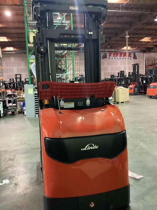 LINDE V15P_1355 Electric Order Picker forklift, 3000 capacity, 240 lift height. Serial A11355L00038, Year 2022.