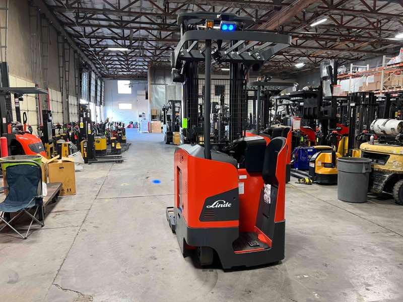 Used 2022 LINDE R17SX_5195 Forklift – Stand Up Reach, 3500 lb Capacity, 113” Mast, 678 Hours – $46500.00 – Phoenix  – View 2