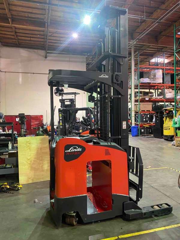 Used 2022 LINDE R17SX_5195 Forklift – Stand Up Reach, 3500 lb Capacity, 139” Mast, 1482 Hours – $34500.00 – Phoenix  – View 3