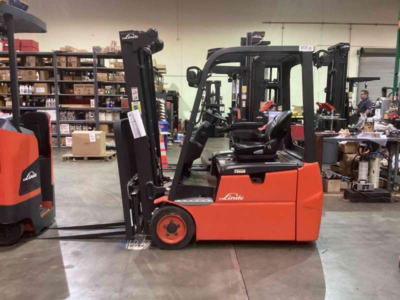 Used 2022 LINDE E18_346-20 Forklift – Electric Sit Down 3 Wheel, 3500 lb Capacity, 87” Mast, 1915 Hours – $31500.00 – Anaheim  – View 4