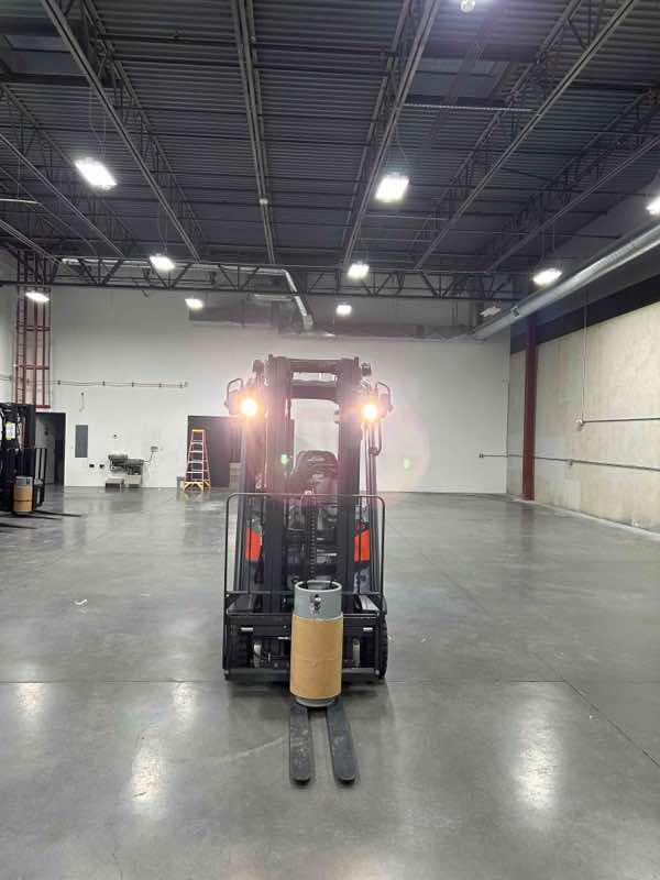 Used 2023 LINDE H18T_391 Forklift – LPG Pneumatic, 3500 lb Capacity, 86” Mast, 266 Hours – $42600.00 – Salt Lake City  – View 4