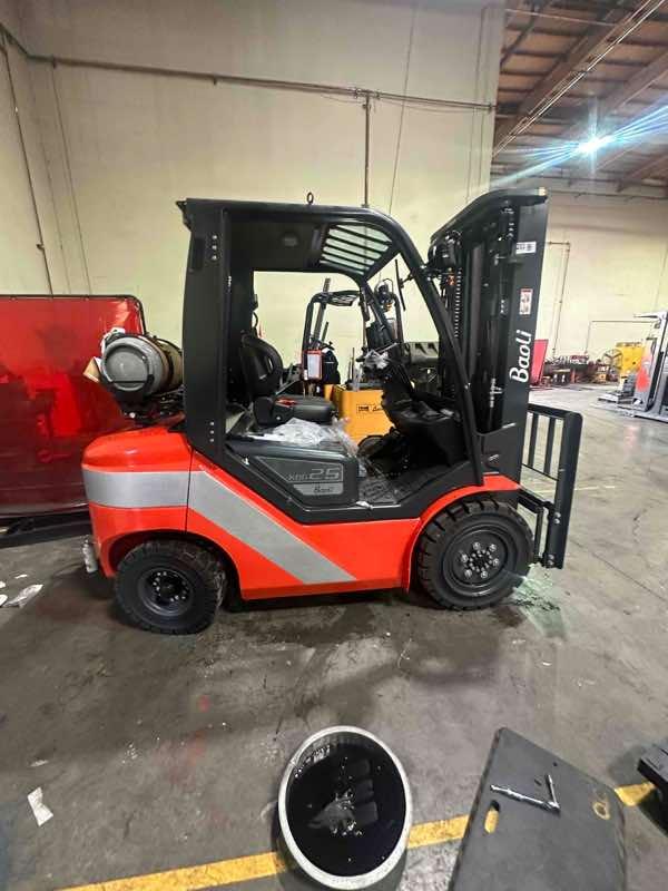 New 2023 BAOLI KBG25_6010 Forklift – LPG Pneumatic, 5000 lb Capacity, 90” Mast, 174 Hours – $36850.00 – Salt Lake City  – View 2