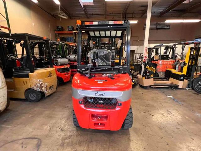 BAOLI KBG25_6010 LPG Pneumatic forklift, 5000 capacity, 189 lift height. Serial B16010M00132, Year 2023.