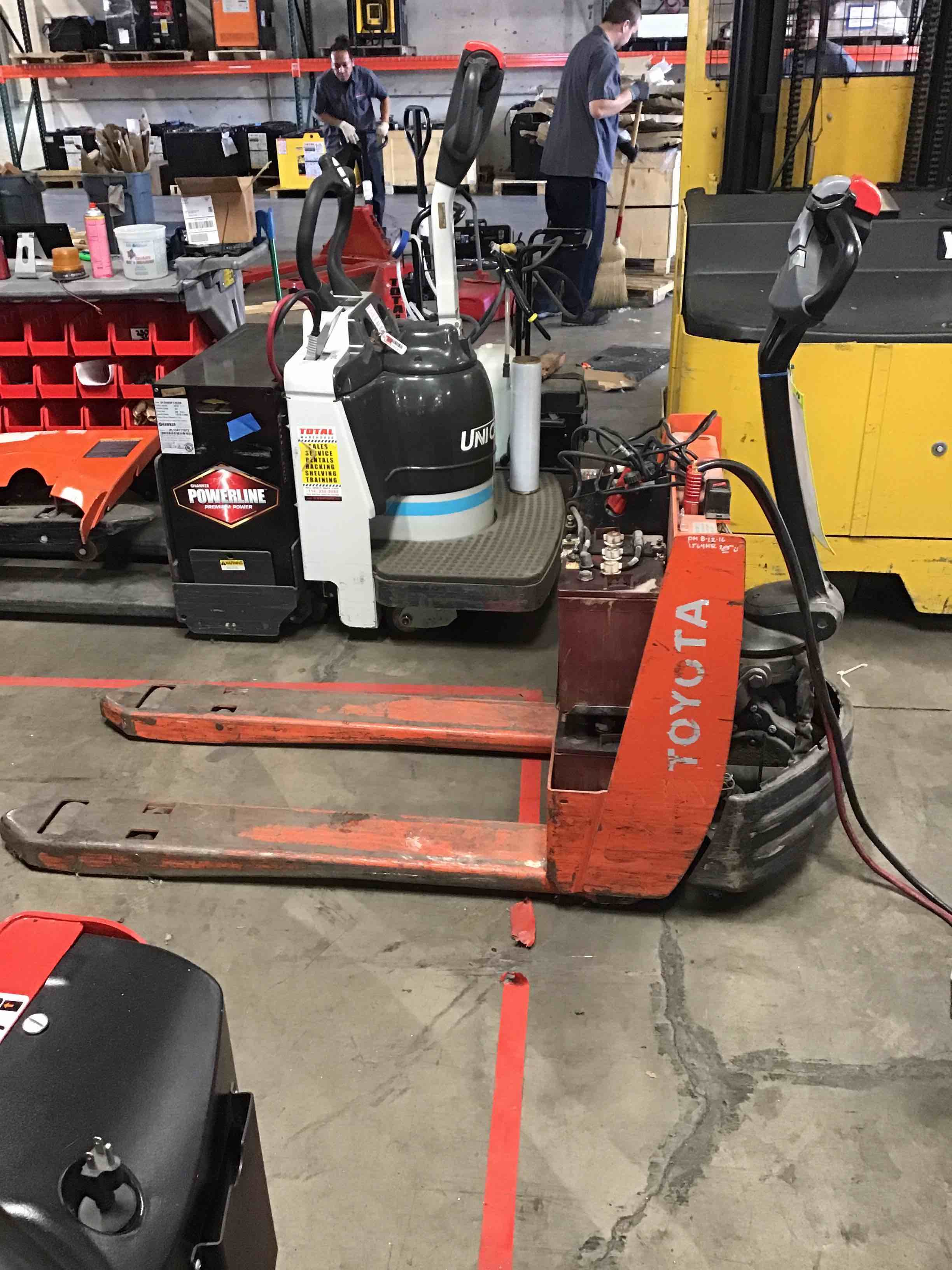 Main Image Used 2013 TOYOTA 7HBW23 Forklift – Walkie Jack, 4500 lb Capacity, ” Mast, 9222 Hours – $2400.00 – Anaheim – View 2
